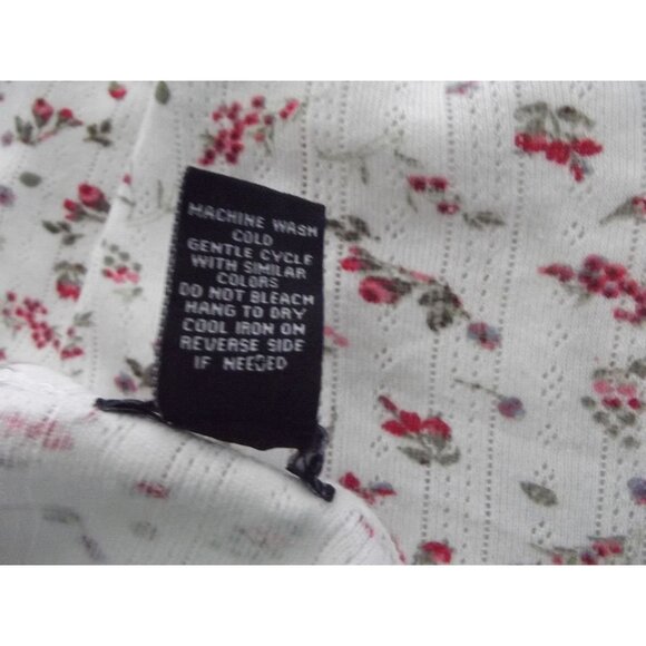 Rue21 Blouse Jr XS White rosebud floral pink ribbed v-neck knit top shirt cotton - Picture 12 of 12